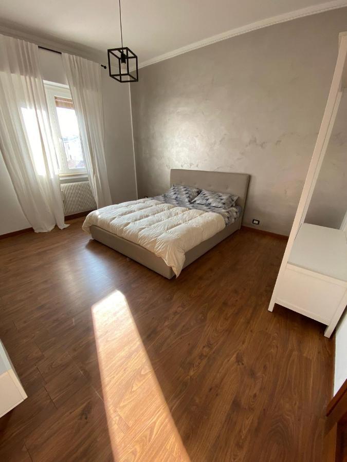 Hlux Oi Affiₜₜacaₘere Hotel Piacenza Exterior foto