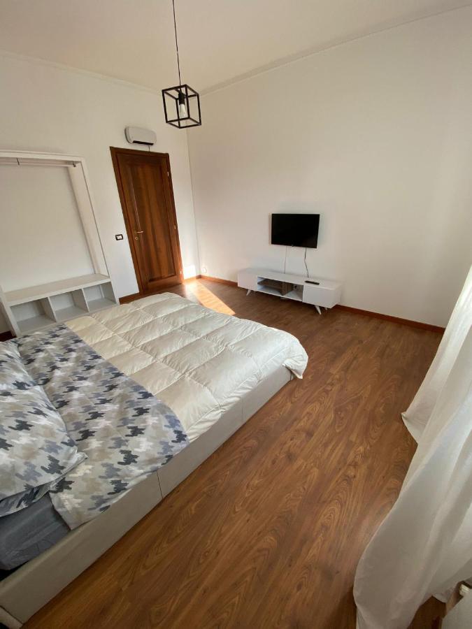 Hlux Oi Affiₜₜacaₘere Hotel Piacenza Exterior foto